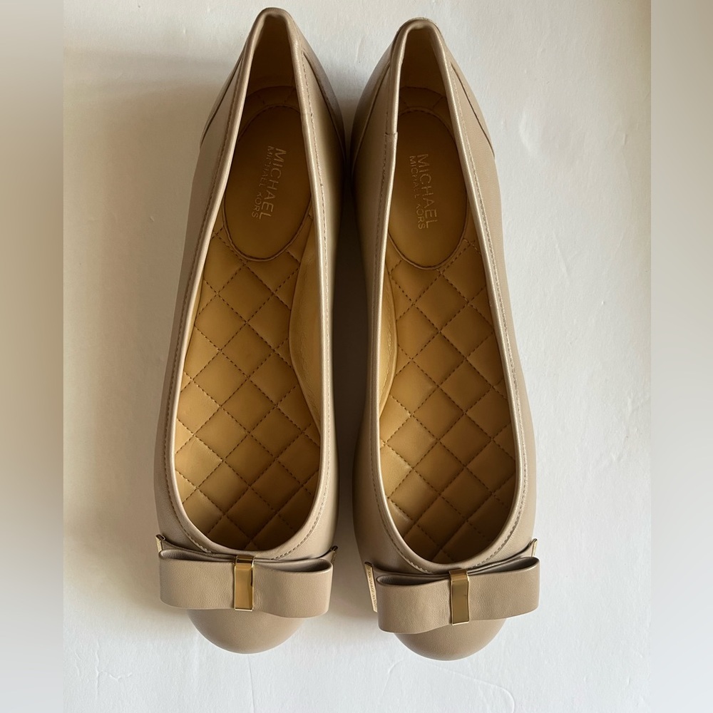 NWT Michael Kors Ballerina shoe